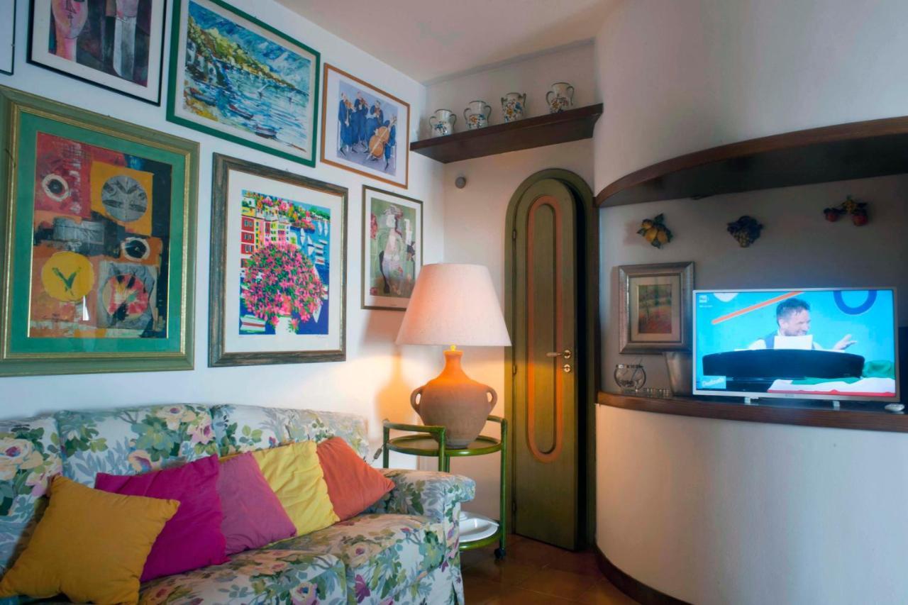 Mara'S House, 10 Minuti A Piedi Dal Centro, Parcheggio Privato Taormina Dış mekan fotoğraf