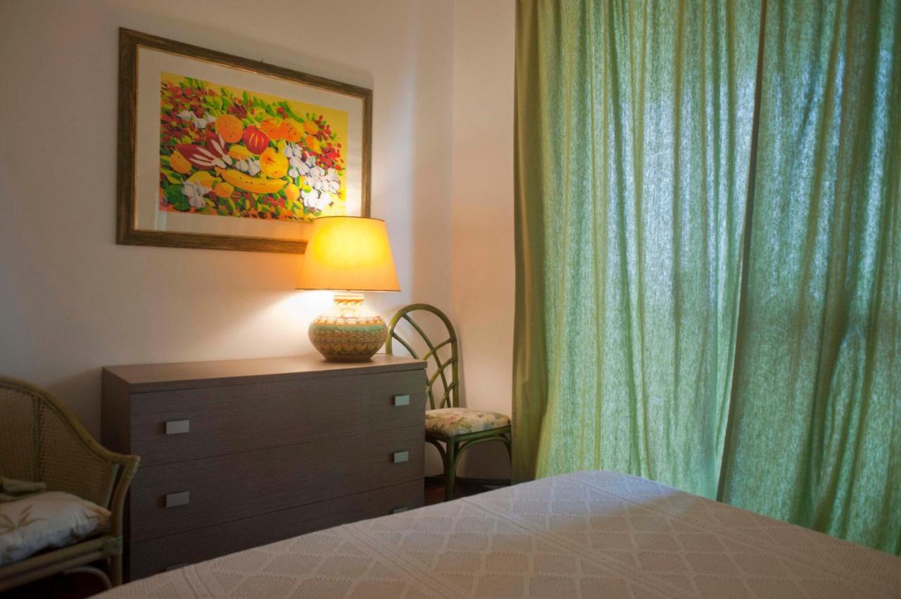 Mara'S House, 10 Minuti A Piedi Dal Centro, Parcheggio Privato Taormina Dış mekan fotoğraf